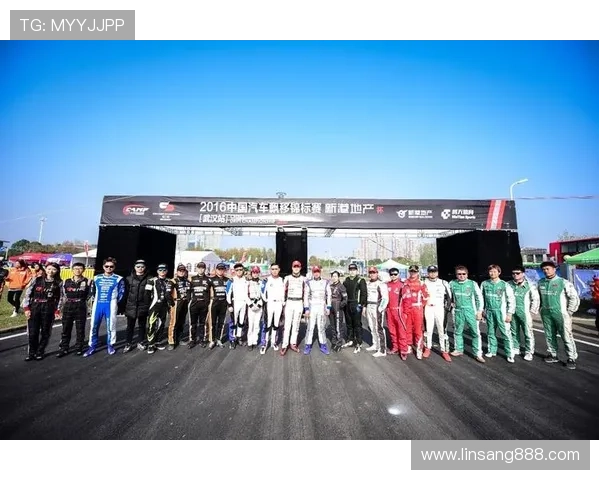 MotoGP赛季重燃战火 各车队备战激烈争夺总冠军荣耀 MotoGP赛季重燃战火 各车队备战激烈争夺总冠军荣耀