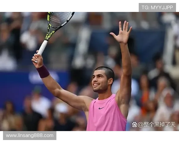 2025年网球赛季回顾:顶级选手纷纷刷新纪录 引发全球关注 2025年网球赛季回顾:顶级选手纷纷刷新纪录 引发全球关注